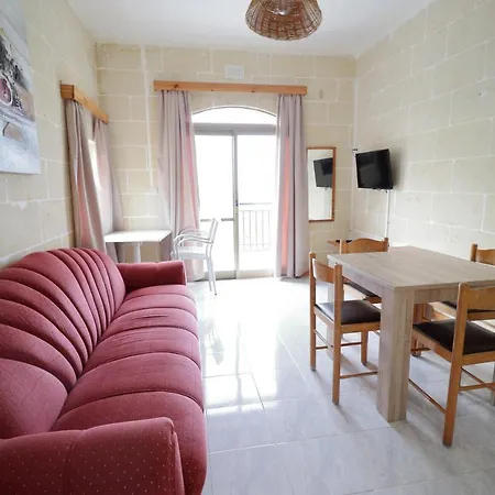 Dolman Apartment
